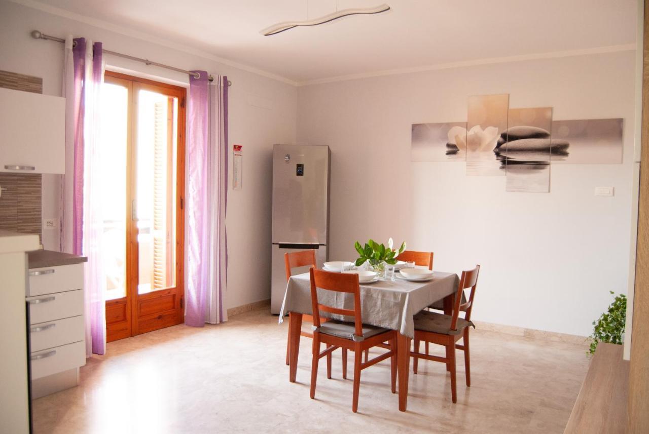 Casa Romualdo Apartment โมโนโปลี ภายนอก รูปภาพ
